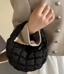 新品) キルティング ミニ ショルダー バッグ ブラック バッグ ハンドバッグ 出品