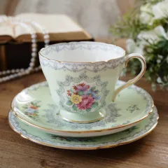 2026年最新】Royal Doultonの人気アイテム - メルカリ