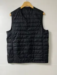 ユニクロ 軽量ダウンベスト L