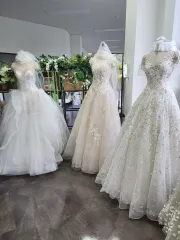 ウェディングドレス