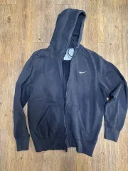 ナイキ ブラック フード ジップアップ 出品