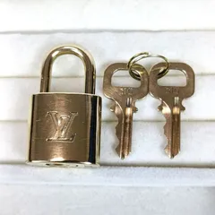LOUIS VUITTON ルイヴィトン パドロック 南京錠 カデナ 鍵 ゴールド No.310 鑑定済 正規品 キーホルダー アクセサリー 260126-4