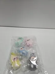 Labubu キーホルダー 5種 セット