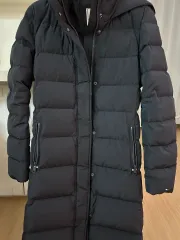 トミーヒルフィガー ブラック ダウンジャケット ロング丈（タグはなく新品）