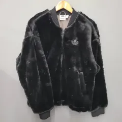 アディダス オリジナル ファー ジャケット