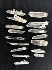 LASER QUARTZ　レーザー水晶BOX（コリント産）