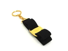 ■美品■ Salvatore Ferragamo フェラガモ ヴァラリボン バッグチャーム キーホルダー キーリング アクセサリー ブラック系 DL8269のサムネイル