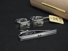■極美品■ CELINE セリーヌ 馬車 カフスボタン ネクタイピン アクセサリー 2点セット ビジネス 紳士 メンズ シルバー系 DK6935