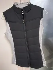 フットジョイ ゴルフウェア ダウンベスト サイズ 90号 総丈 60 デザインお勧め 実際に着用 별로