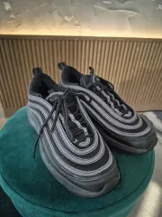 ナイキ エアマックス 97 ゴルフシューズ ブラック カラー 240mm