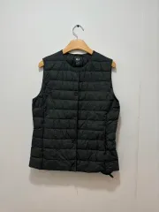 UNIQLO ユニクロ ウルトラライト ダウン 軽量 ベスト (レディース Mサイズ)