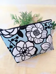 ファスナーポーチ(アートフラワーミントブルー)