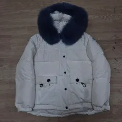 モンクレール レディース シーグリ cignature サイド 刺繍 ワッペン ファー フード ダウン アウター (3)