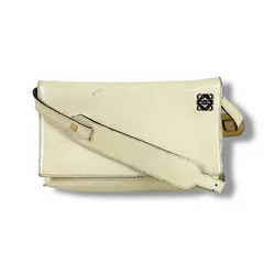 ロエベ　LOEWE  2WAY クロスボディバッグ　ワンショルダーバッグ  リネン　アナグラムロゴ　パテントレザー　ホワイト