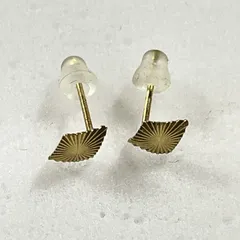 ★  K18刻印 18金 ゴールド ひし形  両耳ピアス ポスト刻印 総重量 0.21g アクセサリー 現状品