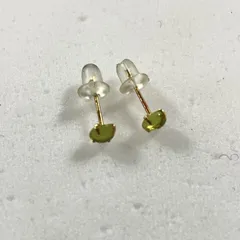 ★  K18刻印 18金 ゴールド スタッドピアス 両耳ピアス ライトグリーン ポスト刻印 総重量 0.27g アクセサリー 現状品