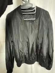 黒色 ウィンドブレーカー アウター 90 (新品)