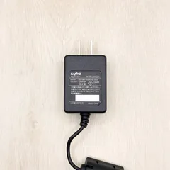 サンヨー NVP-LBAC21 SANYO ゴリラナビ ゴリラ ミニゴリラ 純正品 ACアダプター 電源アダプター DC 5V 2A GORILLA ポータブルナビ カーナビ NV-LB50DT プラグ外径 約 4.0mm センタープラス 80607-226のサムネイル