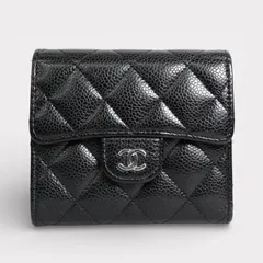 シャネル ココマーク マトラッセ キャビアスキン 三つ折り財布 ブラック 8桁A番台
