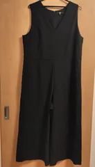 大きいサイズ　プラスサイズ　ユニクロ　3XL　4L　黒　サロペットパンツ　きれいめカジュアル　ポケットあり