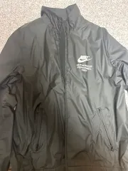 ナイキ ウィンドブレーカー XL