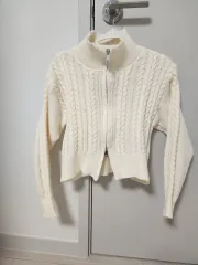 スープアイボリージッパーカーディガン