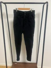 ブラック ハイウエスト スキニージーン ボタン ディテール 5136