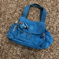 キプリング ショルダーバッグ