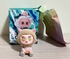 鬼滅の刃 Labubu(ラブブ）フィギュア