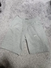 ナイキ ハーフパンツ フリース 起毛 スウッシュ ショーツ グレー m