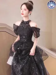 新品 未使用 ウェディングドレス レディースドレス 特別感あふれるカラードレスで記憶に残る一枚を 結婚式　前撮り　フォト婚