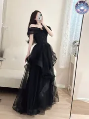 新品 未使用 ウェディングドレス レディースドレス 甘さと黒の絶妙バランス カラードレス　結婚式の前撮りに◎ フォトウェディング