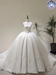 新品 未使用 ウェディングドレス レディースドレス サテンチューブトップウェディングドレスフランススタイル　結婚式　前撮り