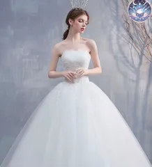 新品 未使用 ウェディングドレス レディースドレス 透明感チューブトップウェディングドレス　結婚式　前撮り