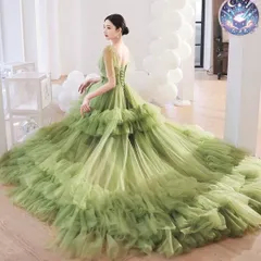 新品 未使用 ウェディングドレス レディースドレス 一目惚れ続出可愛さ引き立つチュールカラードレス　結婚式　前撮り　フォト婚