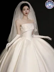 新品 未使用 ウェディングドレス レディースドレス メインウェディングドレス　チューブトップ　サテン