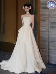 新品 未使用 ウェディングドレス レディースドレス ストラップレスサテライトウェディングドレス