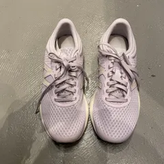 【東あずま店　併売品】　＠　ニューバランス　NEW BALANCE　ラベンダー　23.5　shoes　シューズ　靴　ランニング　ウォーキング　トレーニング　スポーツ　お出かけ　大人可愛い