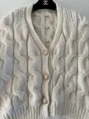 アイボリー ケーブル編み ニット カーディガン 出品