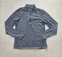 ナイキ ハーフジップ 長袖Tシャツ