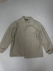 ユニクロ ベージュ コーチジャケット XL