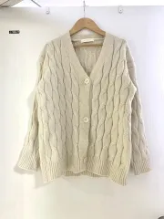 バッグアイボリー ケーブル編み Vネック カーディガン