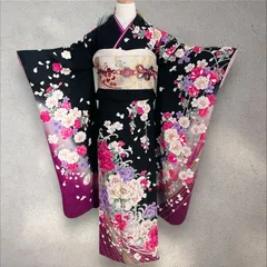 振袖　振袖フルセット　黒系　牡丹　八重桜　乱菊　銀通し　刺繍　正絹