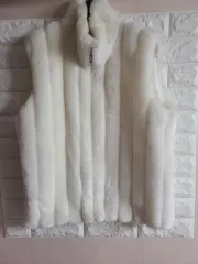 アイボリー フェイクファー ベスト