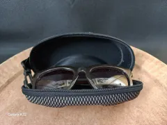 サングラス ブラック + ケース