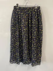 e639⚫︎アースミュージック＆エコロジー⚫︎小花柄⚫︎ロング⚫︎スカート⚫︎sizeF⚫︎濃紺