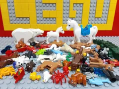 ☆大量☆ レゴ　動物ミニフィグ　50体セット　馬　白熊　魚　犬　猫　猿　鳥　蛇　など　人形　生き物　ペット　動物園　シティ　フレンズ