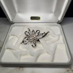 新品 GSTV 黒蝶真珠 白蝶ケシパール ブローチ ネックレストップ 箱