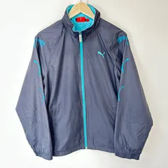(^w^)b PUMA プーマ ウインドブレーカー ジップアップ ジャンパー 裏起毛 刺繍 軽量 アウター スポーツ 運動 トレーニング ジム ジョギング チャコールグレー×ライトブルー メンズ サイズL