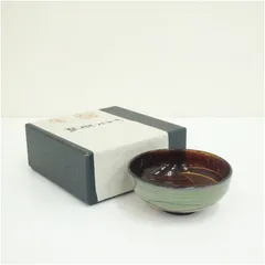 新倉晴比古造　ガラス茶碗（箱付）  茶道 抹茶 硝子 おしゃれ 抹茶茶碗 抹茶碗 和食器 レトロ 茶器 骨董 茶わん 茶会 茶の湯